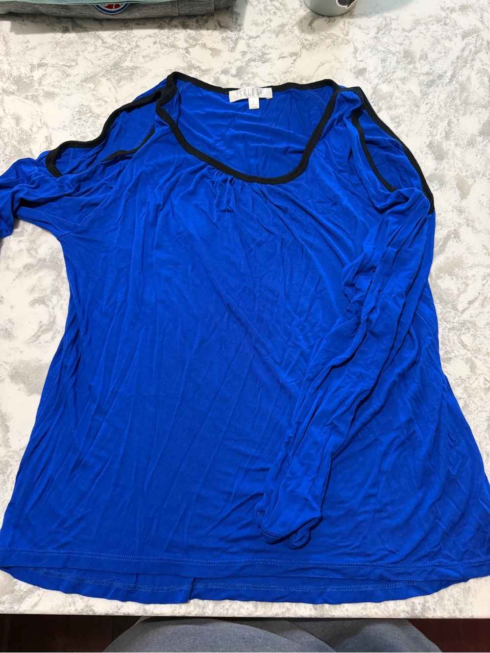 Spense Large Women’s Blue Long Sleeve open shoulder top
